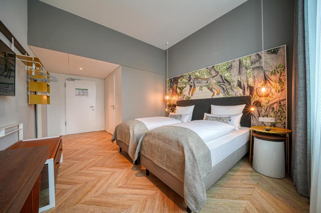 ホテル Vienna House Easy By Wyndham アウグスブルク エクステリア 写真