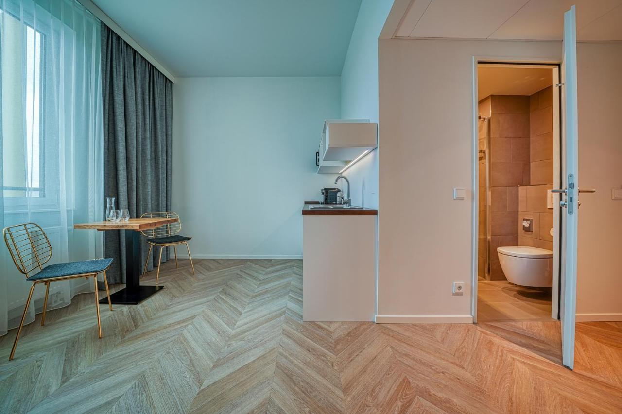 ホテル Vienna House Easy By Wyndham アウグスブルク エクステリア 写真